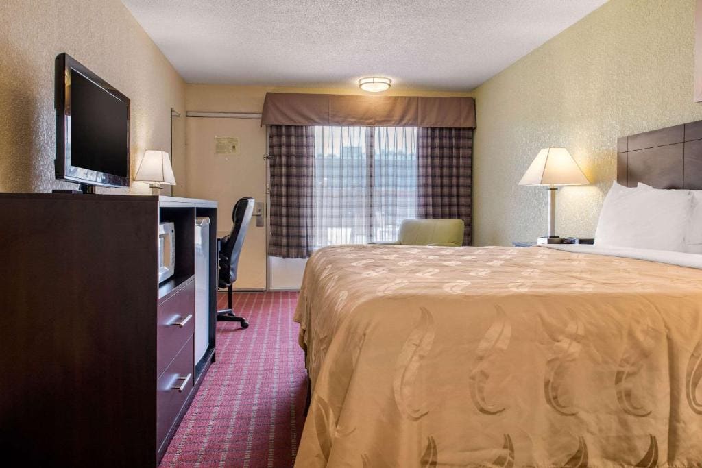 Quality Inn Huntingburg - Jasper - View 7