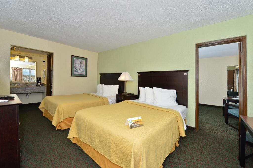 Quality Inn Huntingburg - Jasper - View 6