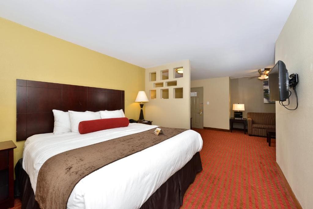 Quality Suites Nashville Airport - View 2