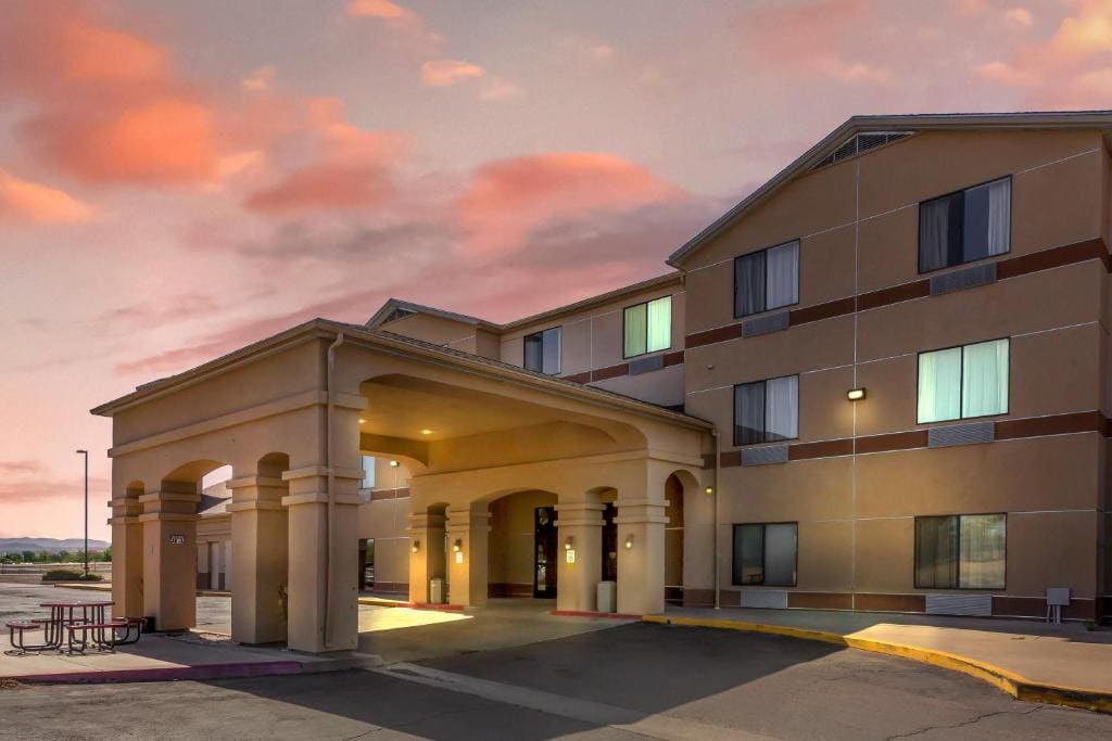 Comfort Inn & Suites Socorro - View 5