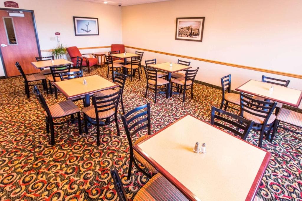Quality Inn & Suites University - View 5