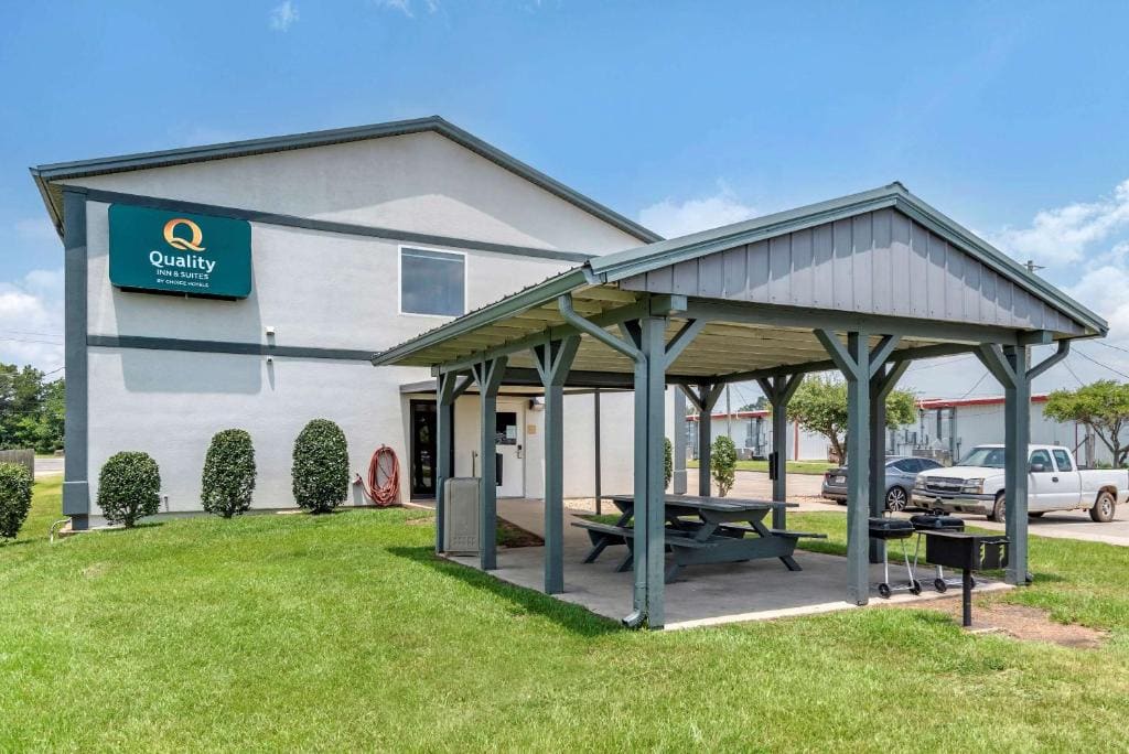 Quality Inn & Suites Demopolis - View 5