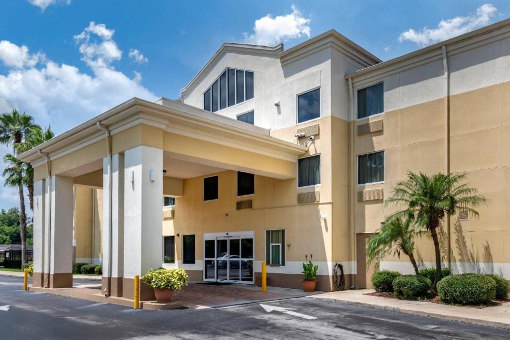 Comfort Inn & Suites DeLand - near University - Main view