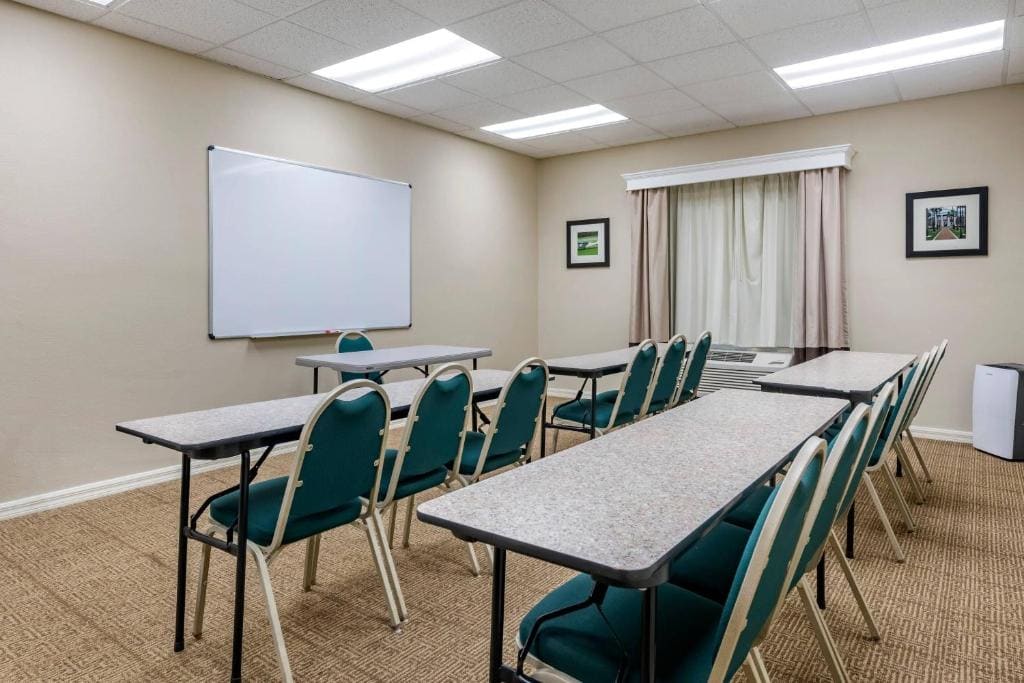 Comfort Inn & Suites DeLand - near University - View 5