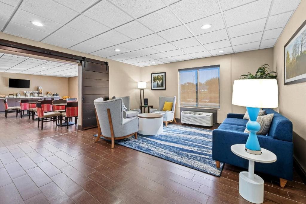 Comfort Inn & Suites Oxford South - View 4