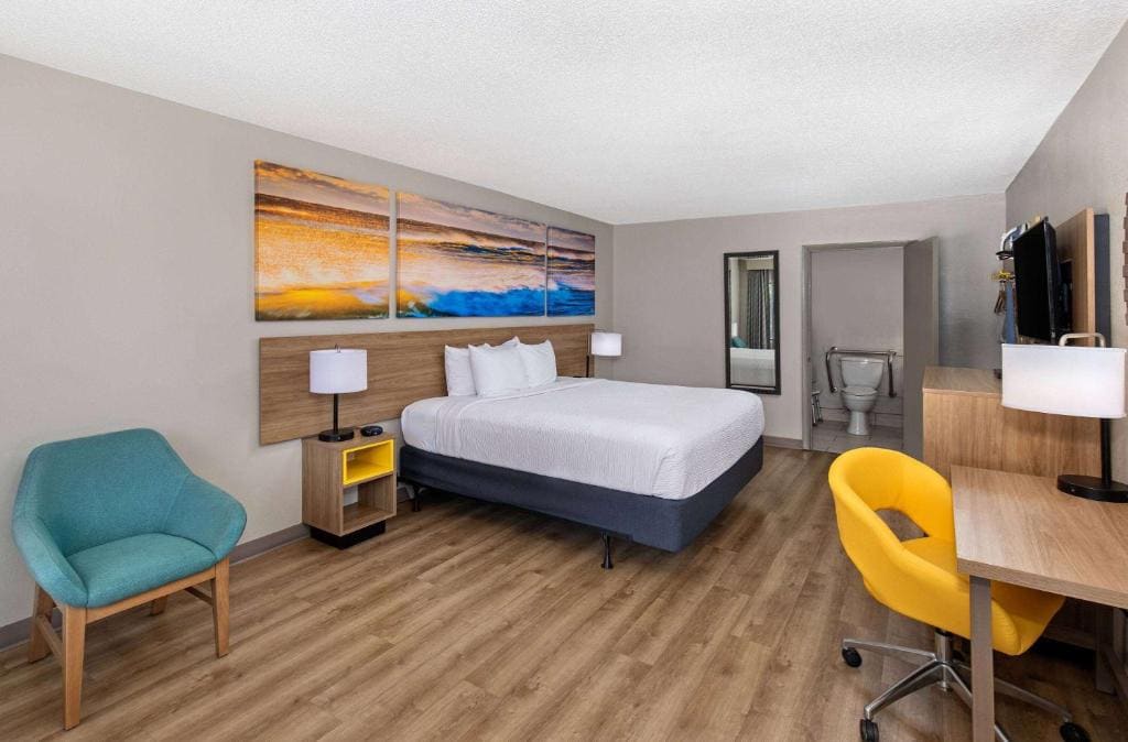 Days Inn by Wyndham St George - View 2