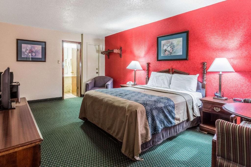 Econo Lodge & Suites Brinkley - View 7
