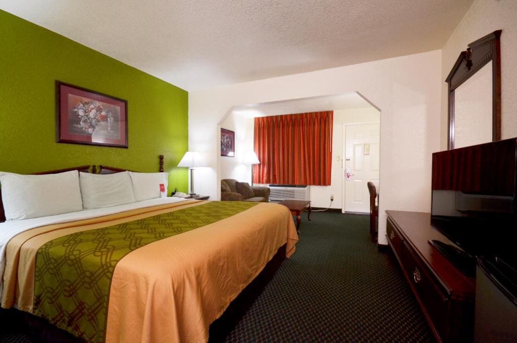 Econo Lodge & Suites Brinkley - View 6