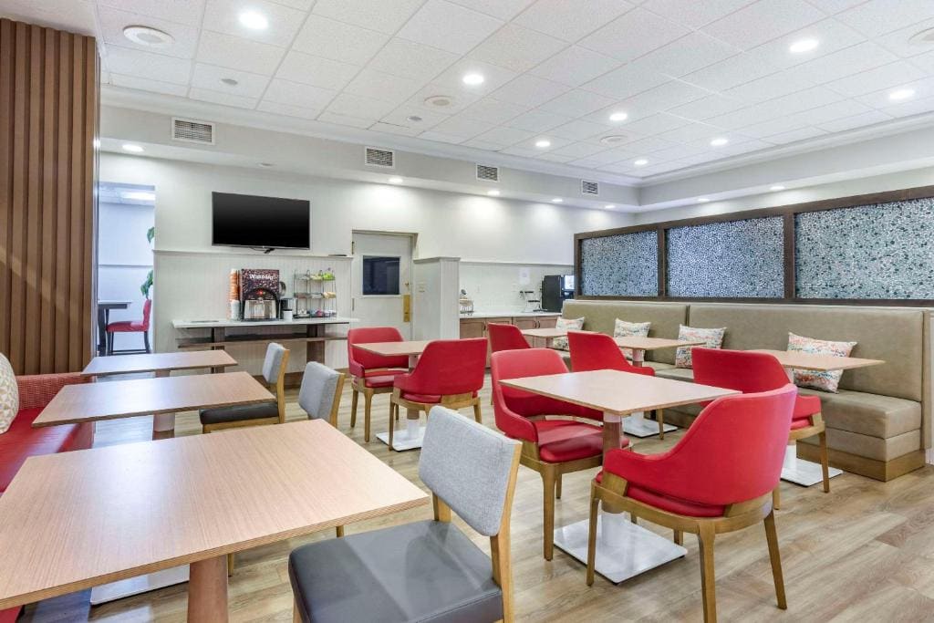 Comfort Suites Ocean City West - View 5