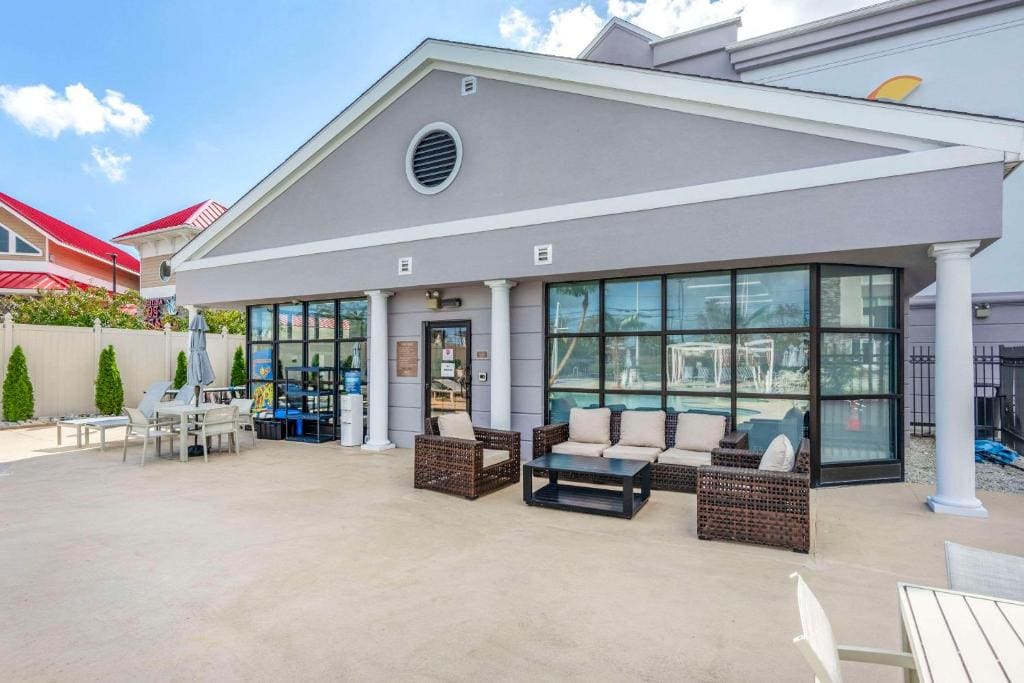 Comfort Suites Ocean City West - View 6