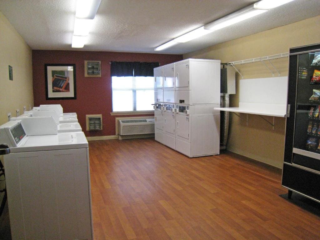 Extended Stay America Select Suites - Greenville - Airport - View 6