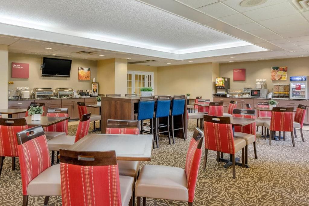 Comfort Suites Gastonia - Charlotte - View 3