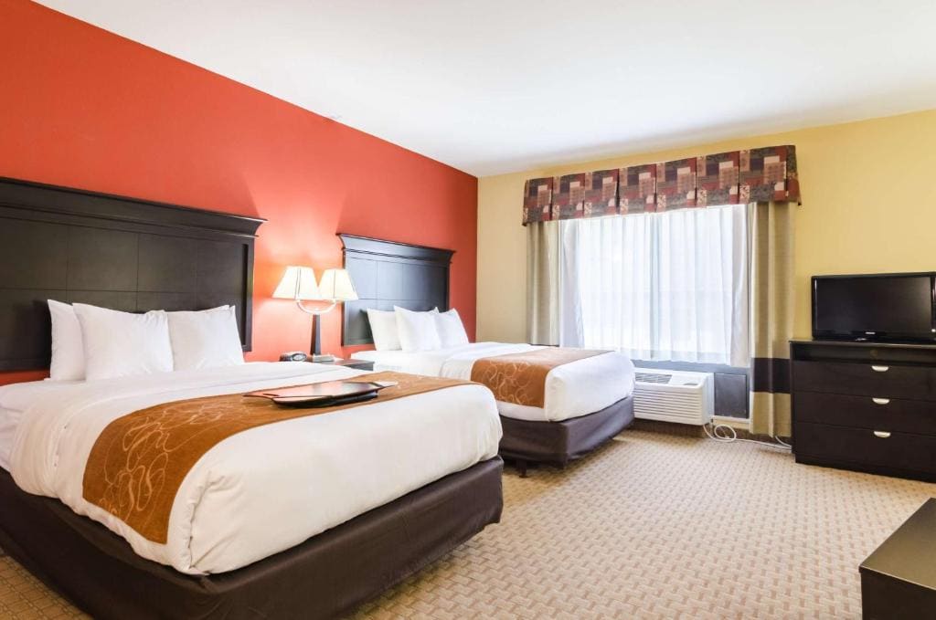 Comfort Suites Salina South - View 6
