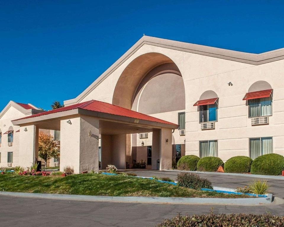 Quality Inn & Suites Farmington - Main view
