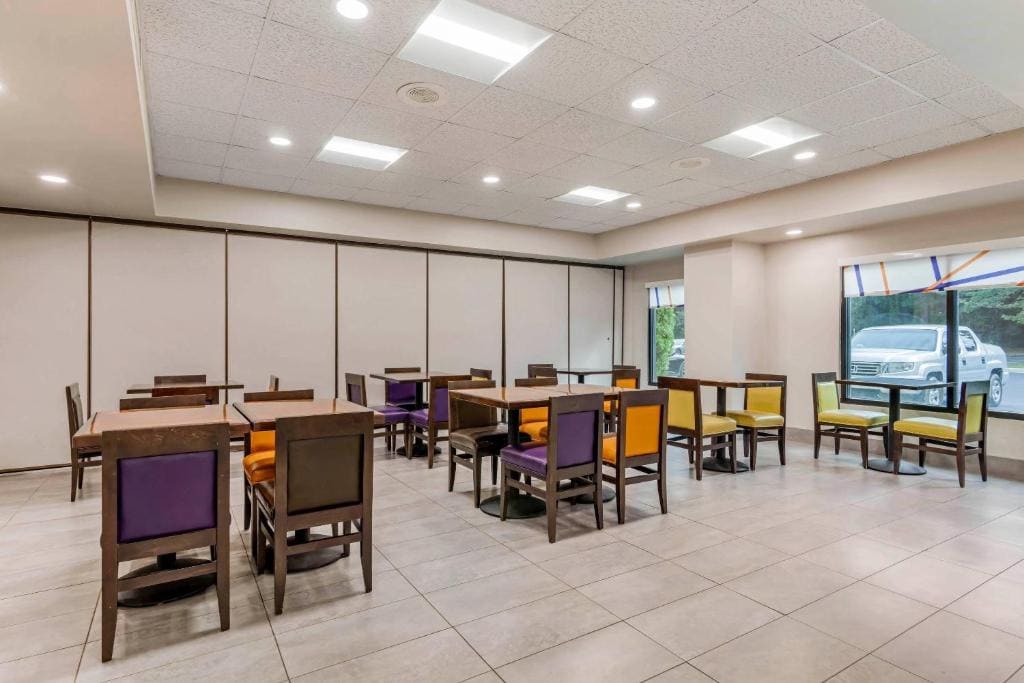 Comfort Inn & Suites Clemson - University Area - View 4