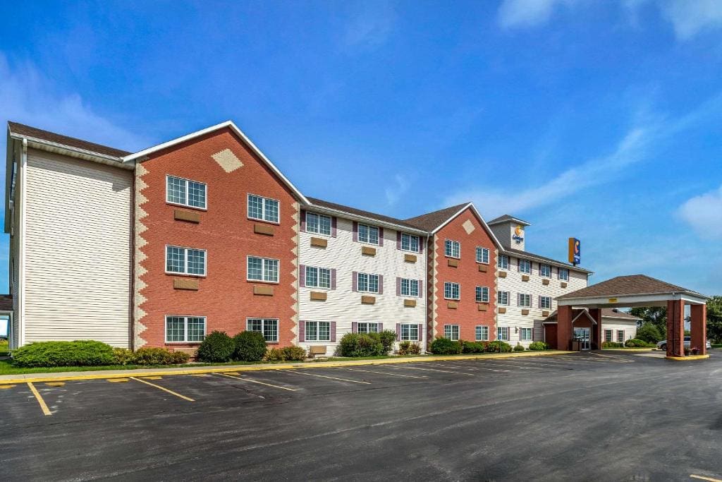 Comfort Inn Story City - Main view