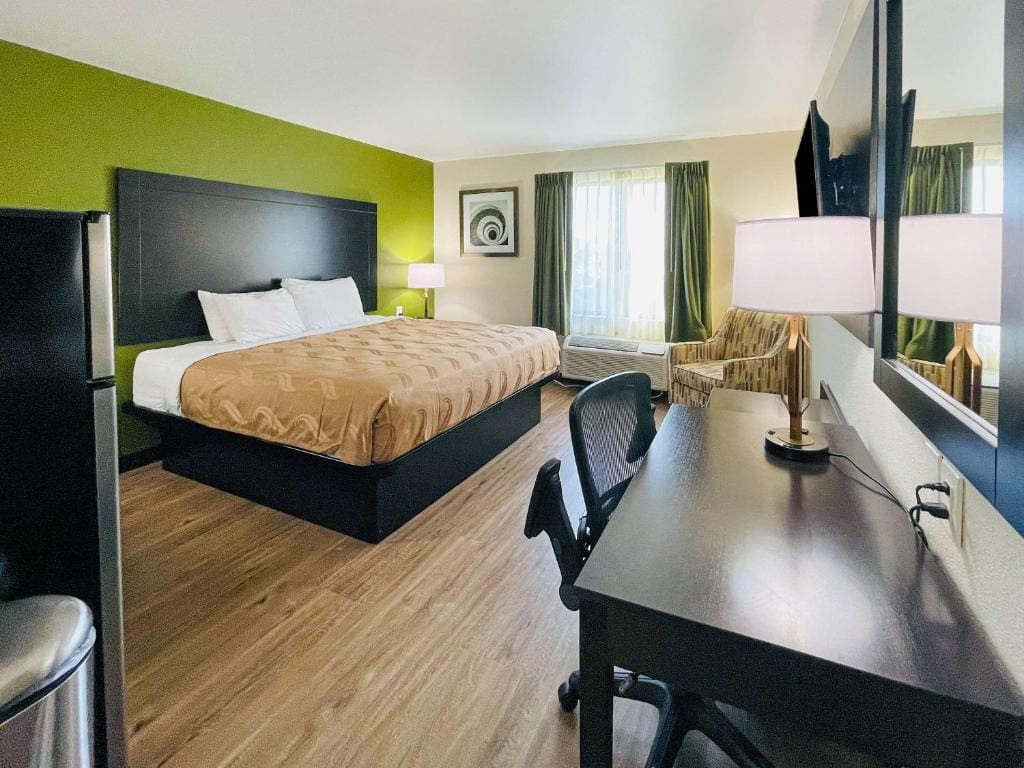 Quality Inn & Suites Lake Charles South - View 2
