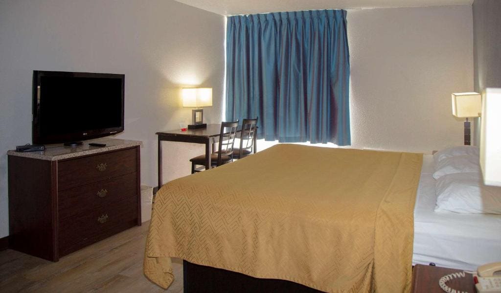 Econo Lodge Ardmore - View 7
