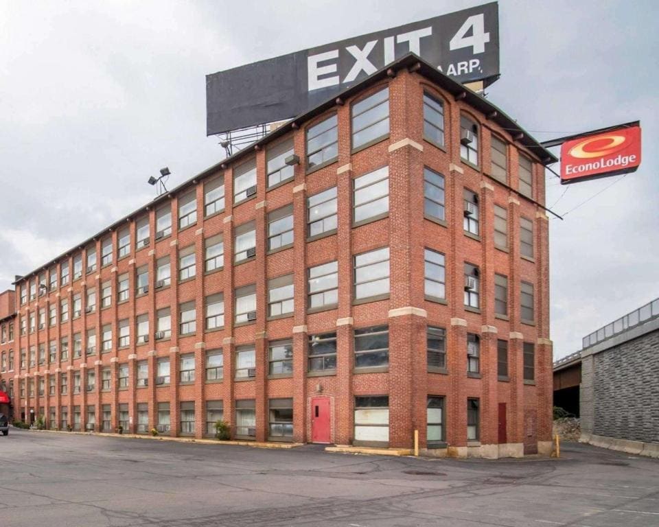 Econo Lodge Manchester - Main view