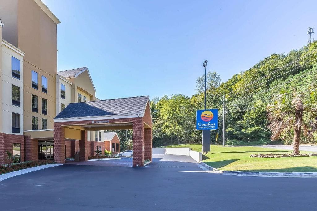 Comfort Inn & Suites Dalton West - View 5