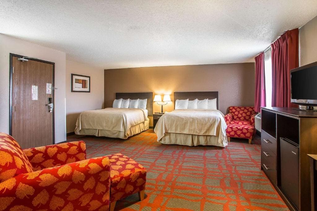 Quality Inn & Suites West Bend - View 6
