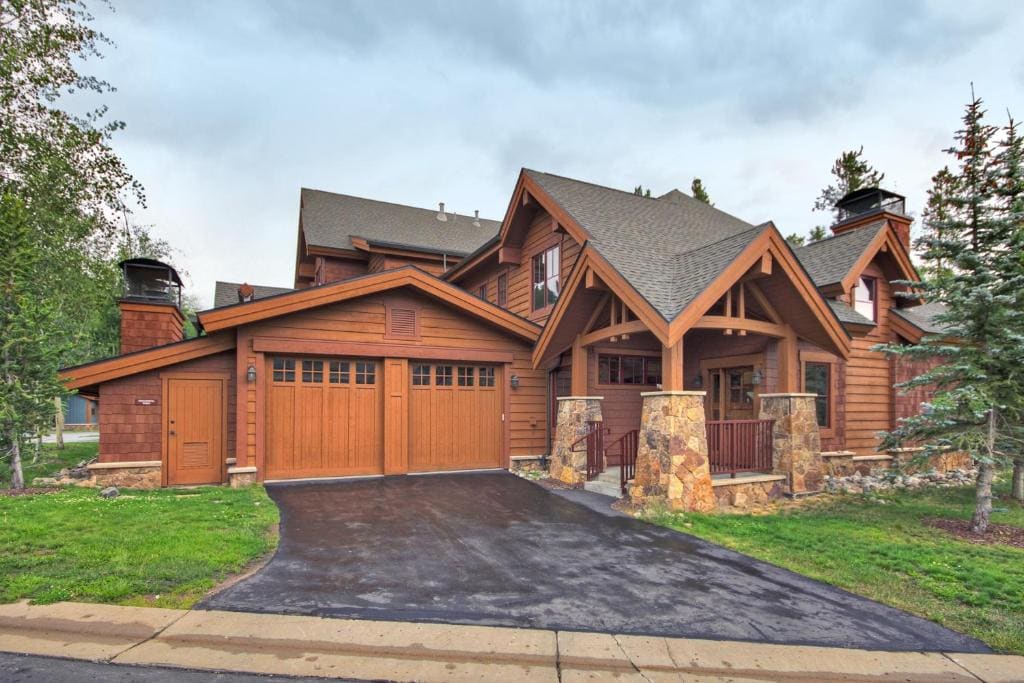 Mountain Thunder Lodge, A Vail Resorts Property - Main view