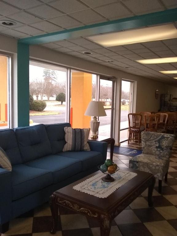Howard Johnson by Wyndham Virginia Beach - View 5