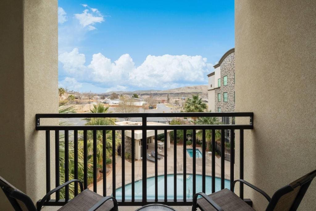 Wingate by Wyndham Hurricane Zion National Park - View 7