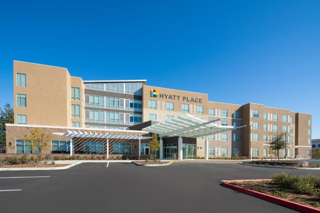 Hyatt Place Bakersfield - Main view