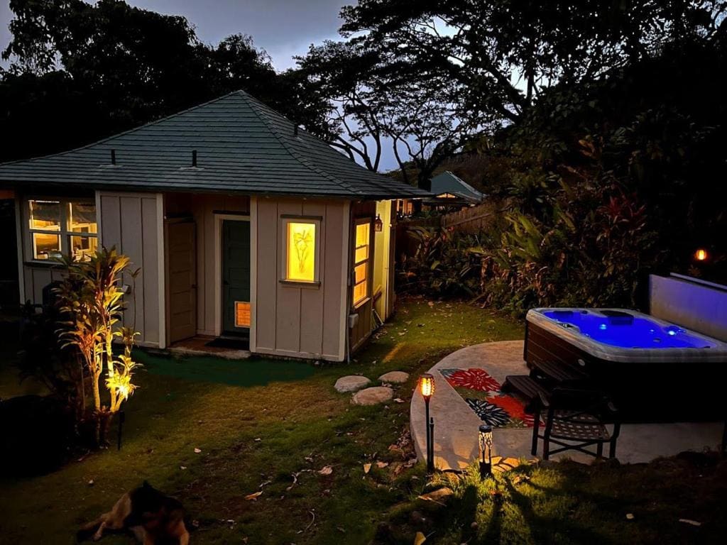 Iao Valley Inn - View 3