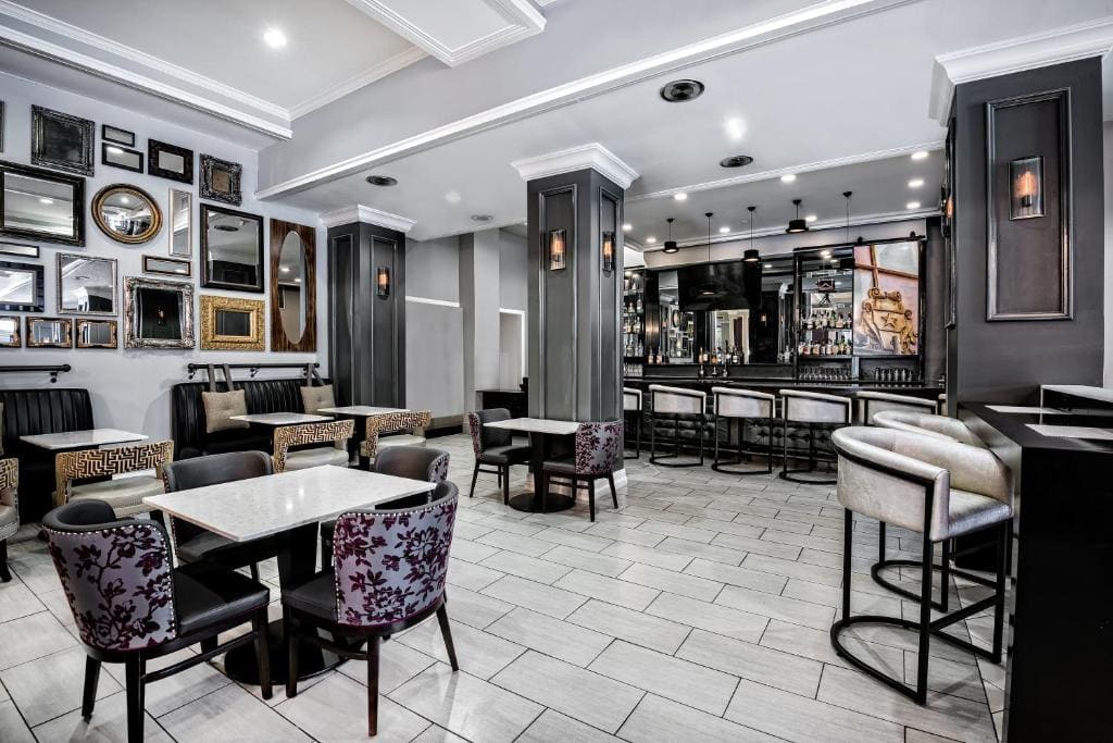 Hotel Indigo Dallas Downtown by IHG - View 3