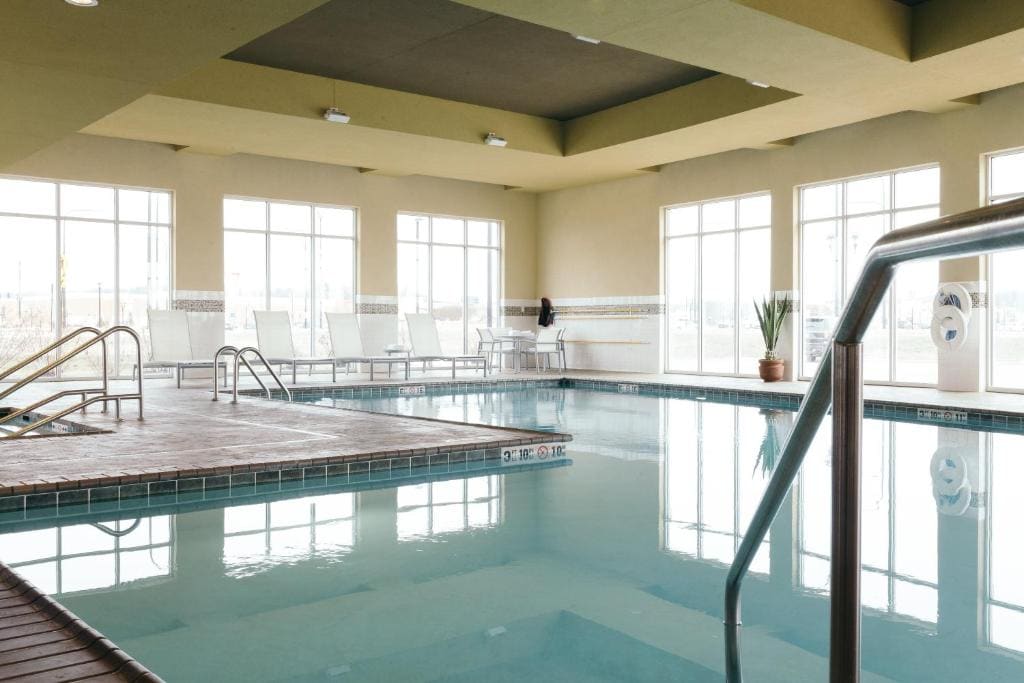 Holiday Inn and Suites East Peoria by IHG - View 4