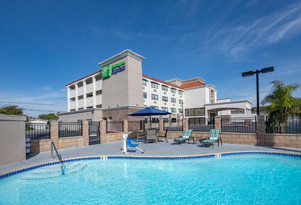 Holiday Inn Express San Diego South - National City by IHG - View 3