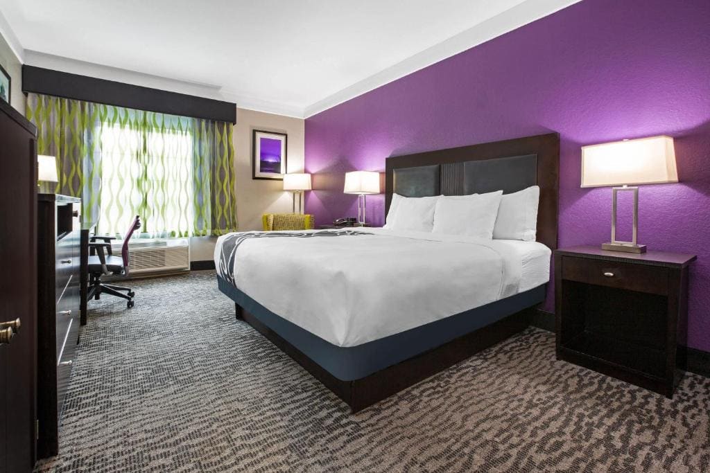 La Quinta by Wyndham Pearland - View 2