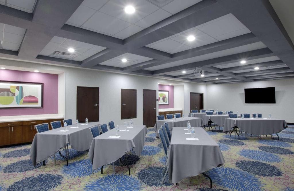 Hampton Inn & Suites Tyler-South - View 6