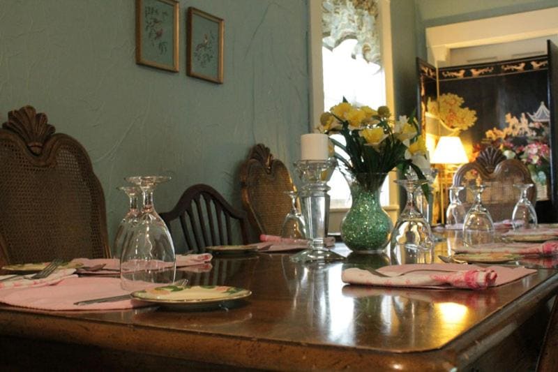 Jailer's Inn - View 6