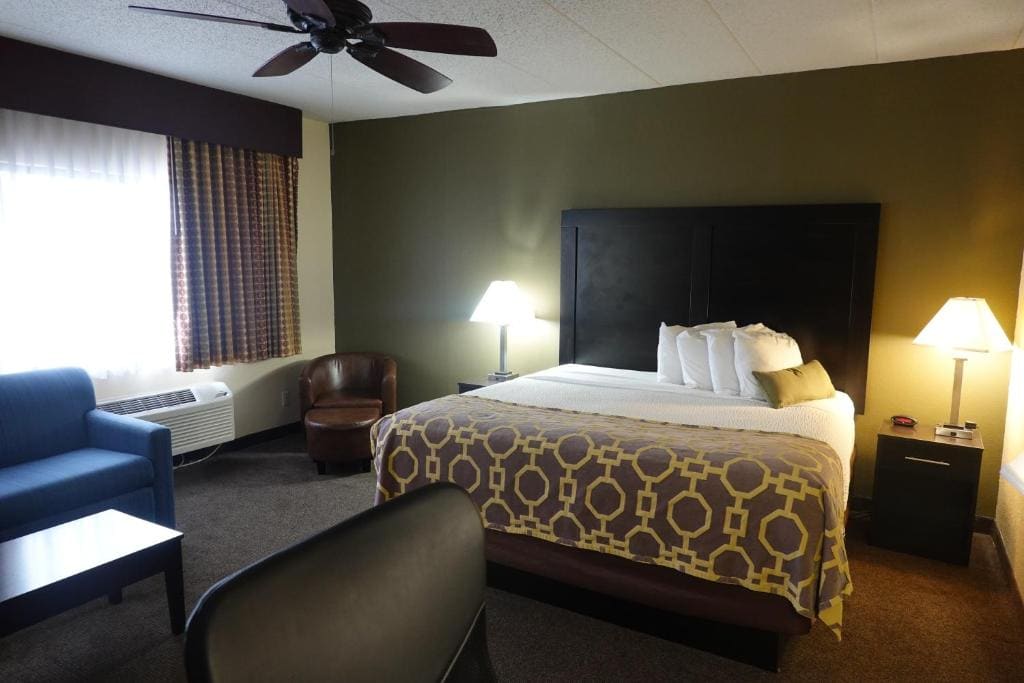Baymont by Wyndham Janesville - View 7
