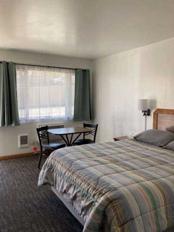 John Day Motel - View 7