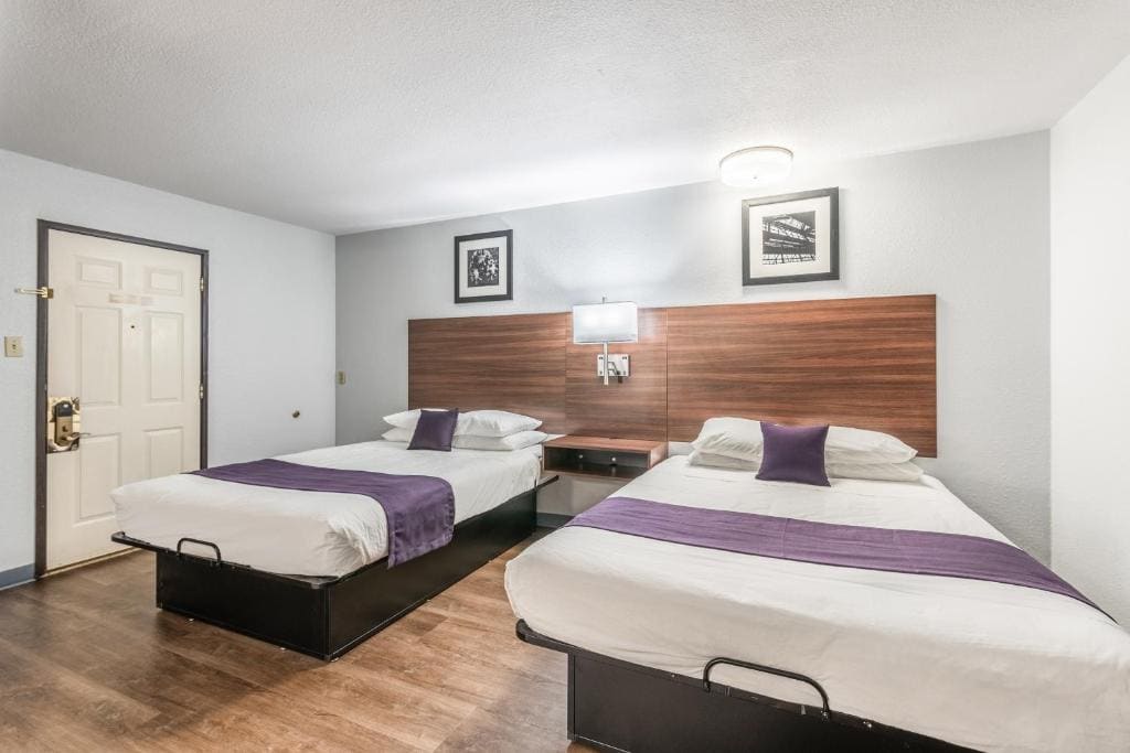 Americas Best Value Inn Searcy - View 2
