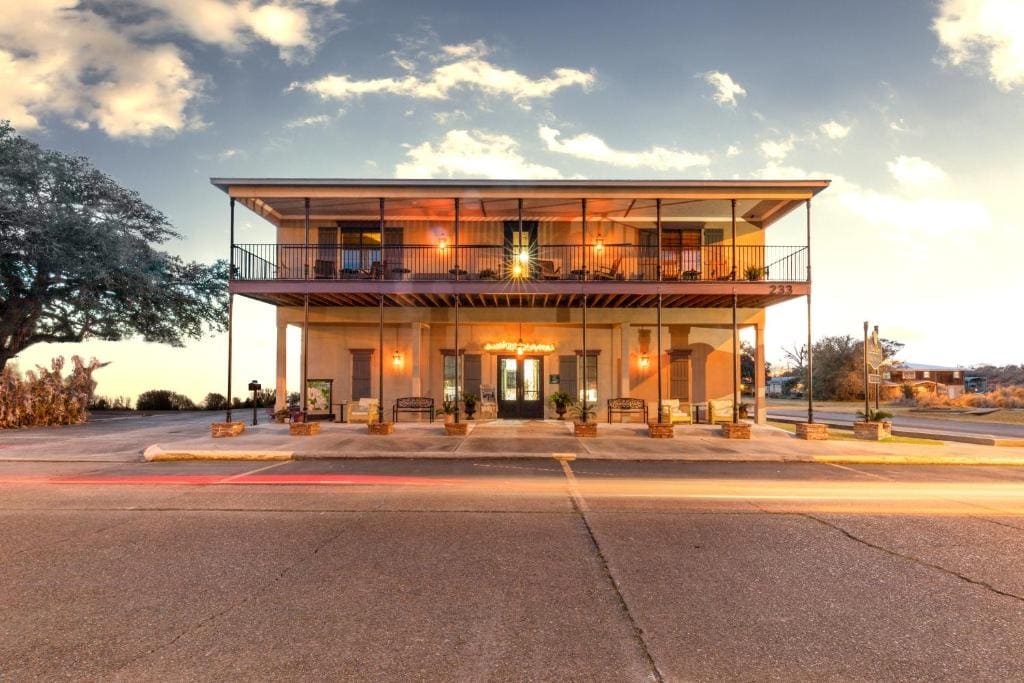 The Bank Hotel - Main view