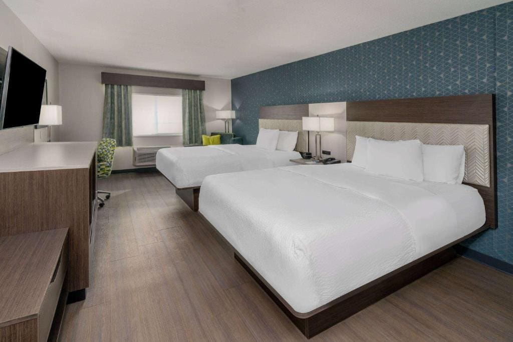La Quinta by Wyndham Santa Rosa - View 2