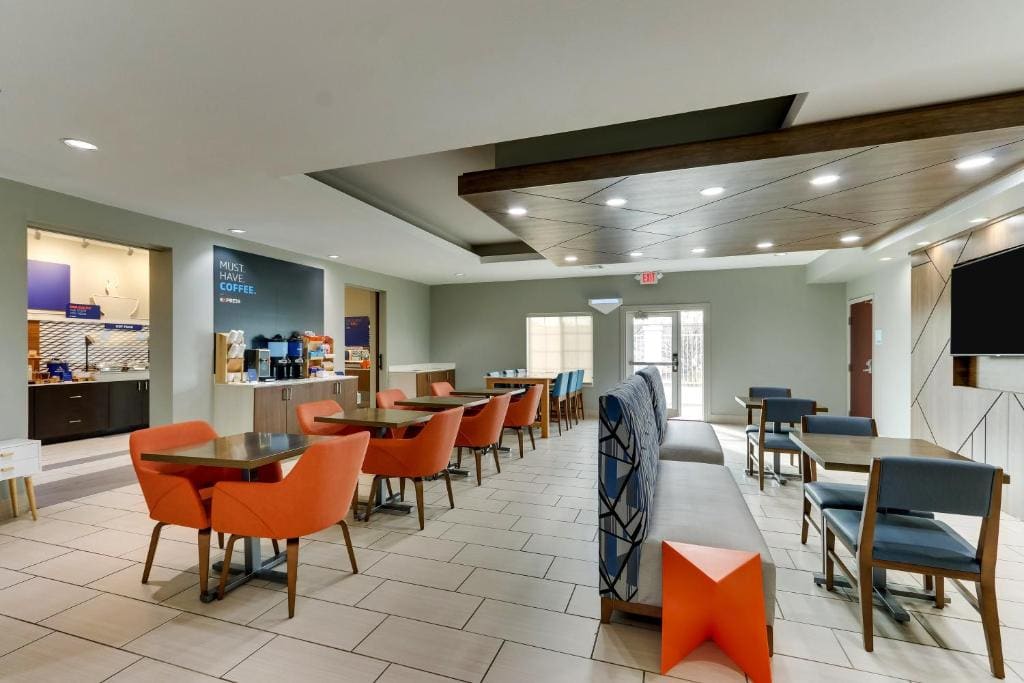 Holiday Inn Express & Suites - Ardmore by IHG - View 3