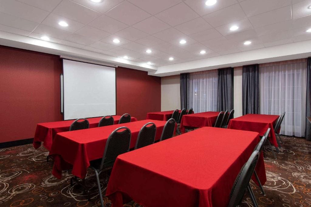 La Quinta by Wyndham Harrisburg-Hershey - View 5