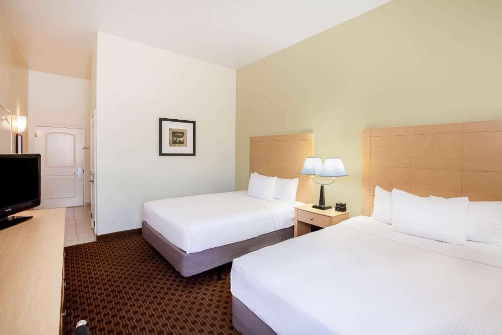 La Quinta by Wyndham Odessa North - View 6