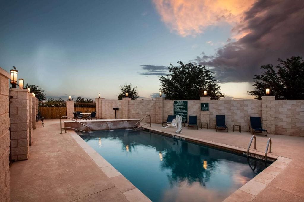 La Quinta by Wyndham Odessa North - View 4