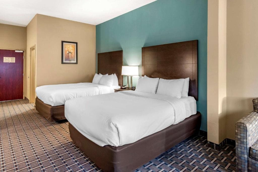 Comfort Suites Clovis North - View 6