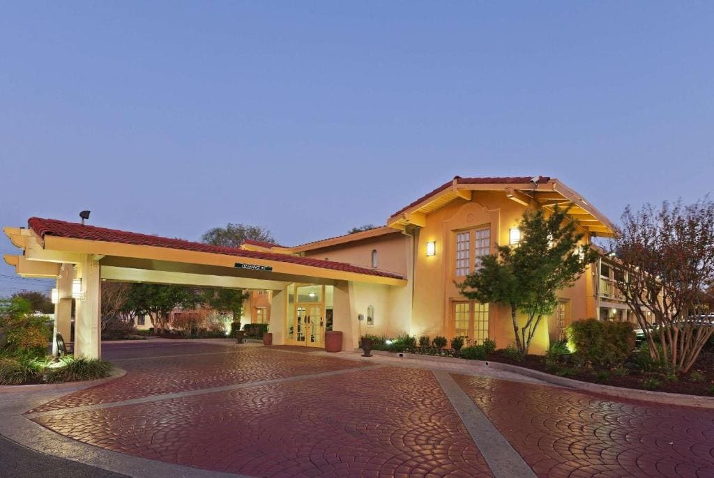 La Quinta Inn by Wyndham Austin Oltorf - Main view