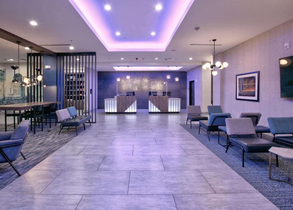 La Quinta Inn & Suites by Wyndham Dallas/Fairpark - View 3