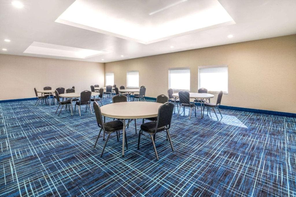 La Quinta by Wyndham Oklahoma City Airport - View 6