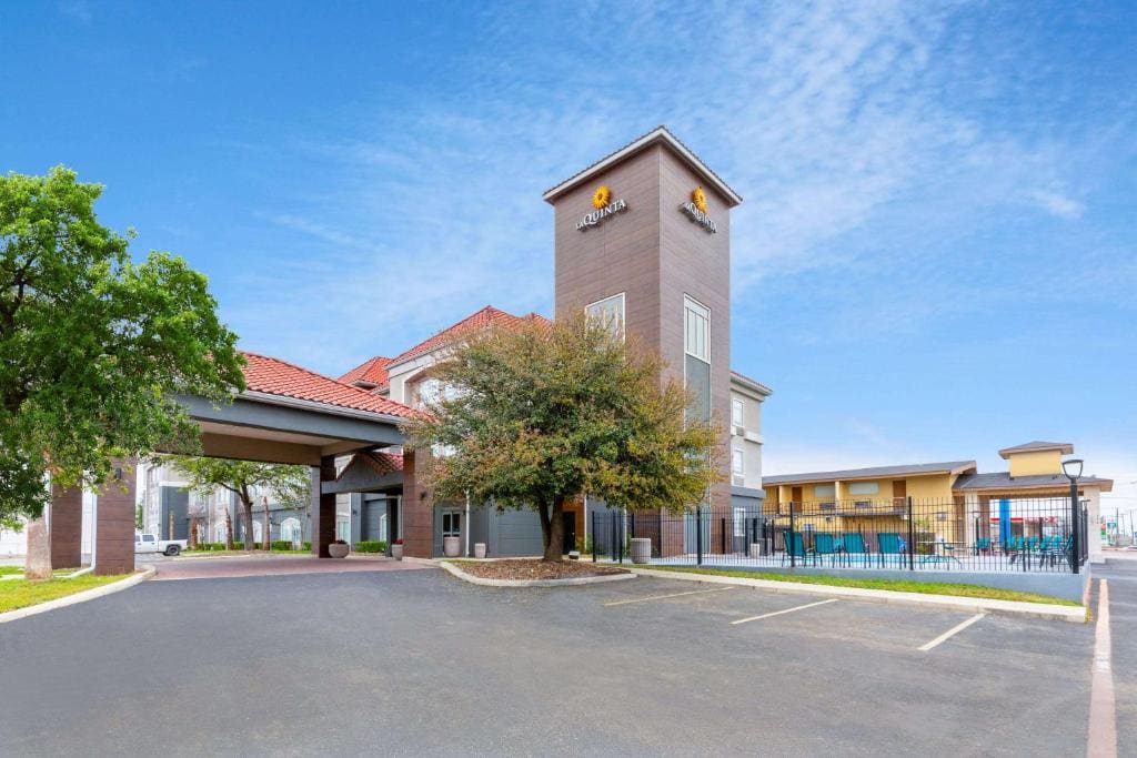 La Quinta by Wyndham New Braunfels - Main view